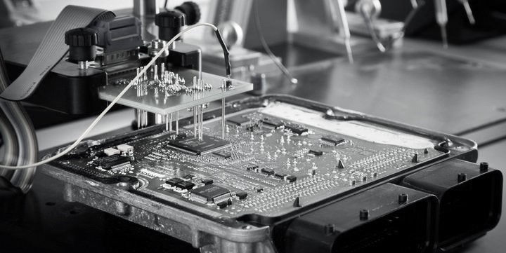 ECU test-bench photograph from Cavallino’s 360trev partnership article